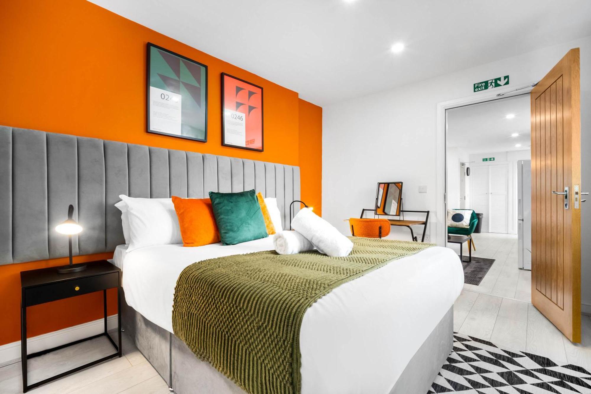 Luxury 3 Bedroom Apartment - Terrace - Near City Centre - Wifi - Smart Tv 1Mr Birmingham Eksteriør bilde