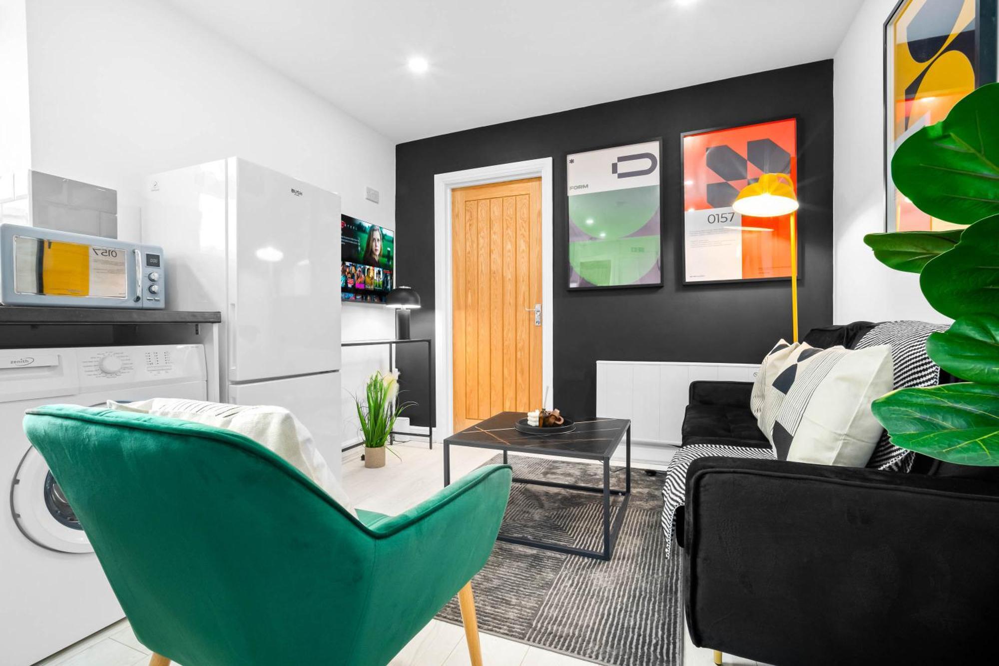 Luxury 3 Bedroom Apartment - Terrace - Near City Centre - Wifi - Smart Tv 1Mr Birmingham Eksteriør bilde