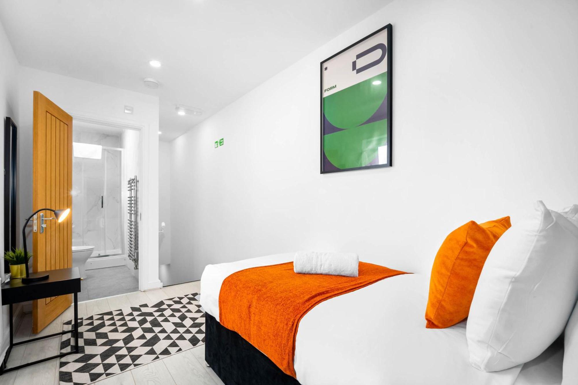 Luxury 3 Bedroom Apartment - Terrace - Near City Centre - Wifi - Smart Tv 1Mr Birmingham Eksteriør bilde